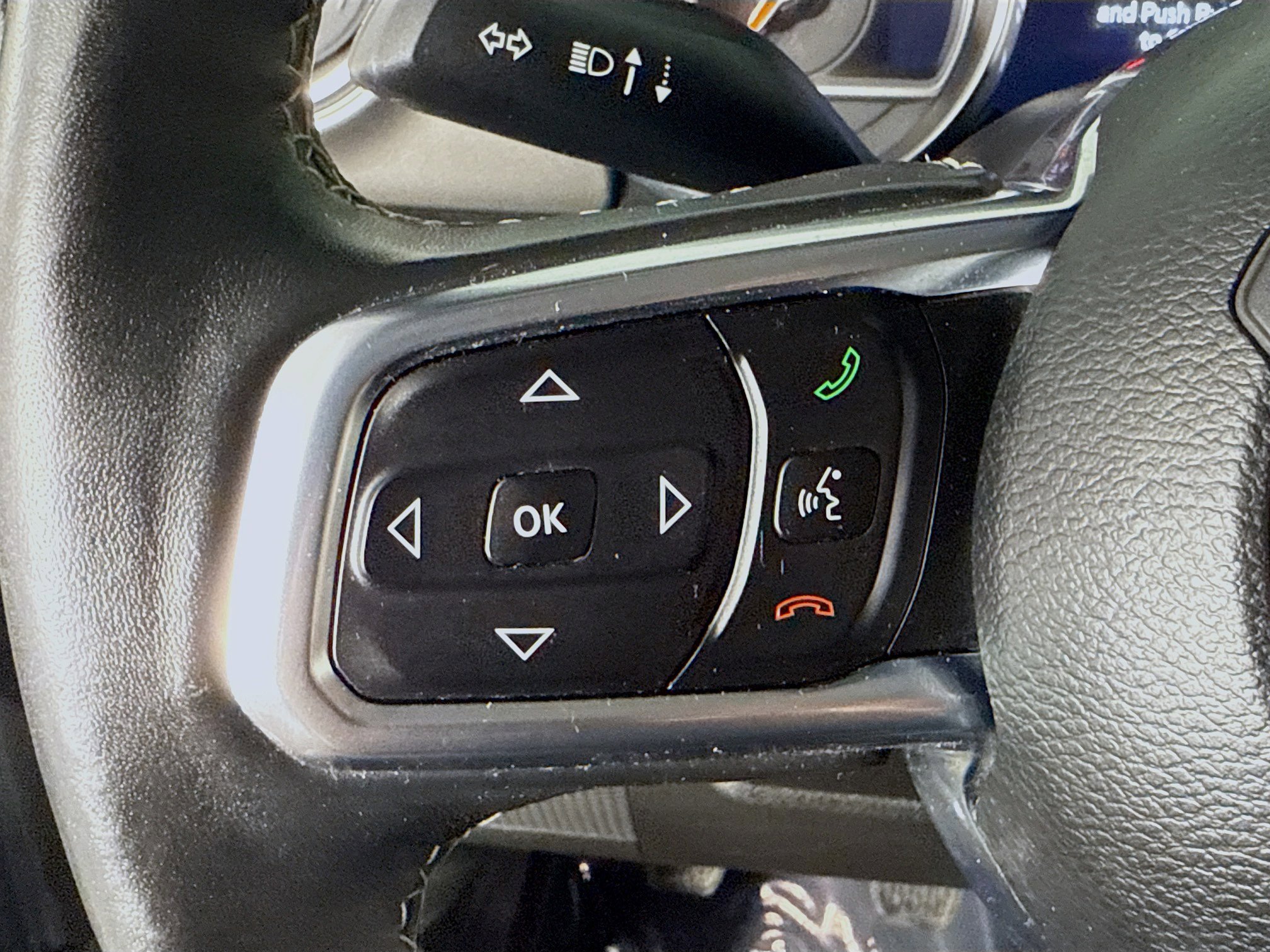 Used 2018 Jeep Wrangler Unlimited Sahara image 14