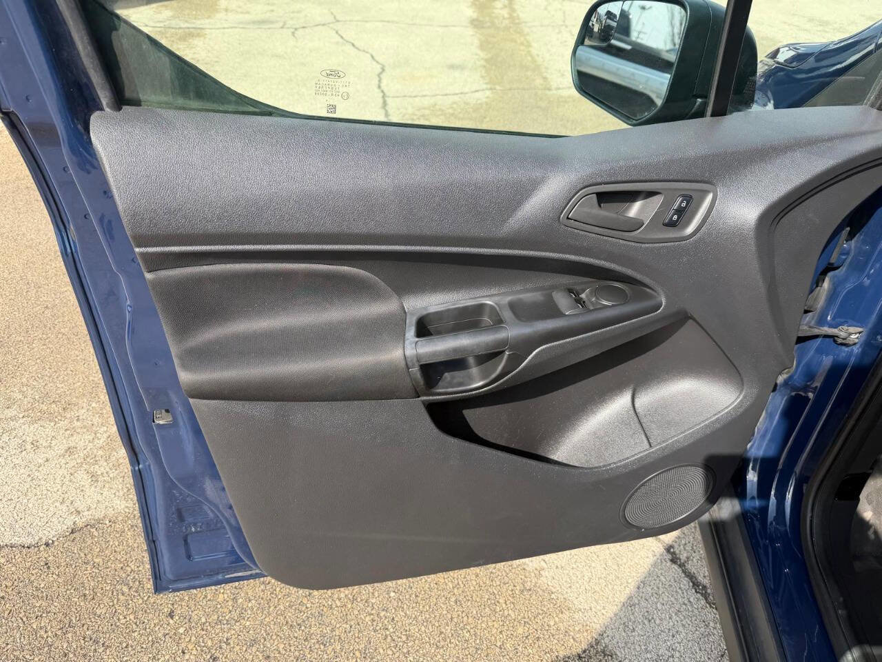 Used 2016 Ford Transit Connect XL image 22