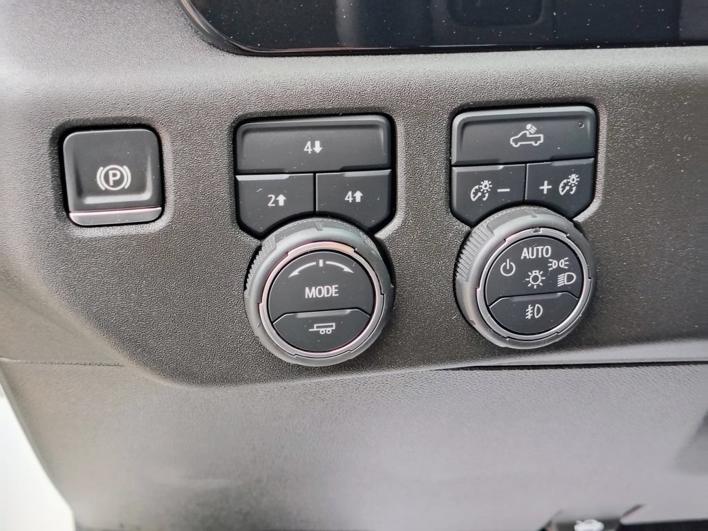 Used 2025 Chevrolet Silverado 2500 LT w/ Convenience Package AWD/4WD image 41