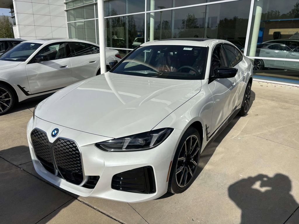 New 2025 BMW i4 xDrive40i w/ M Sport Package image 3