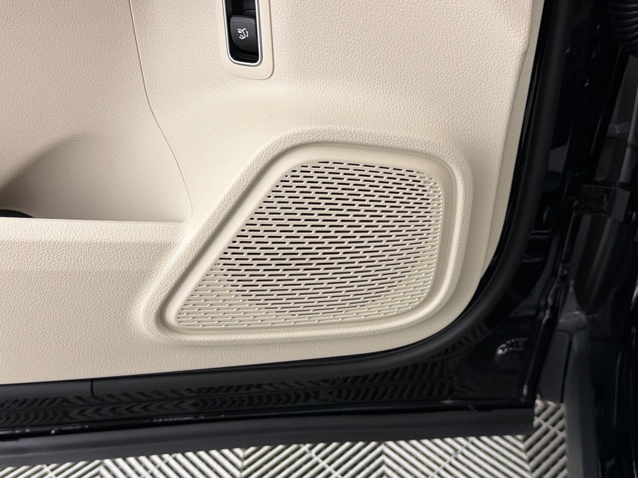 New 2026 Mercedes-Benz GLA 250 4MATIC image 26