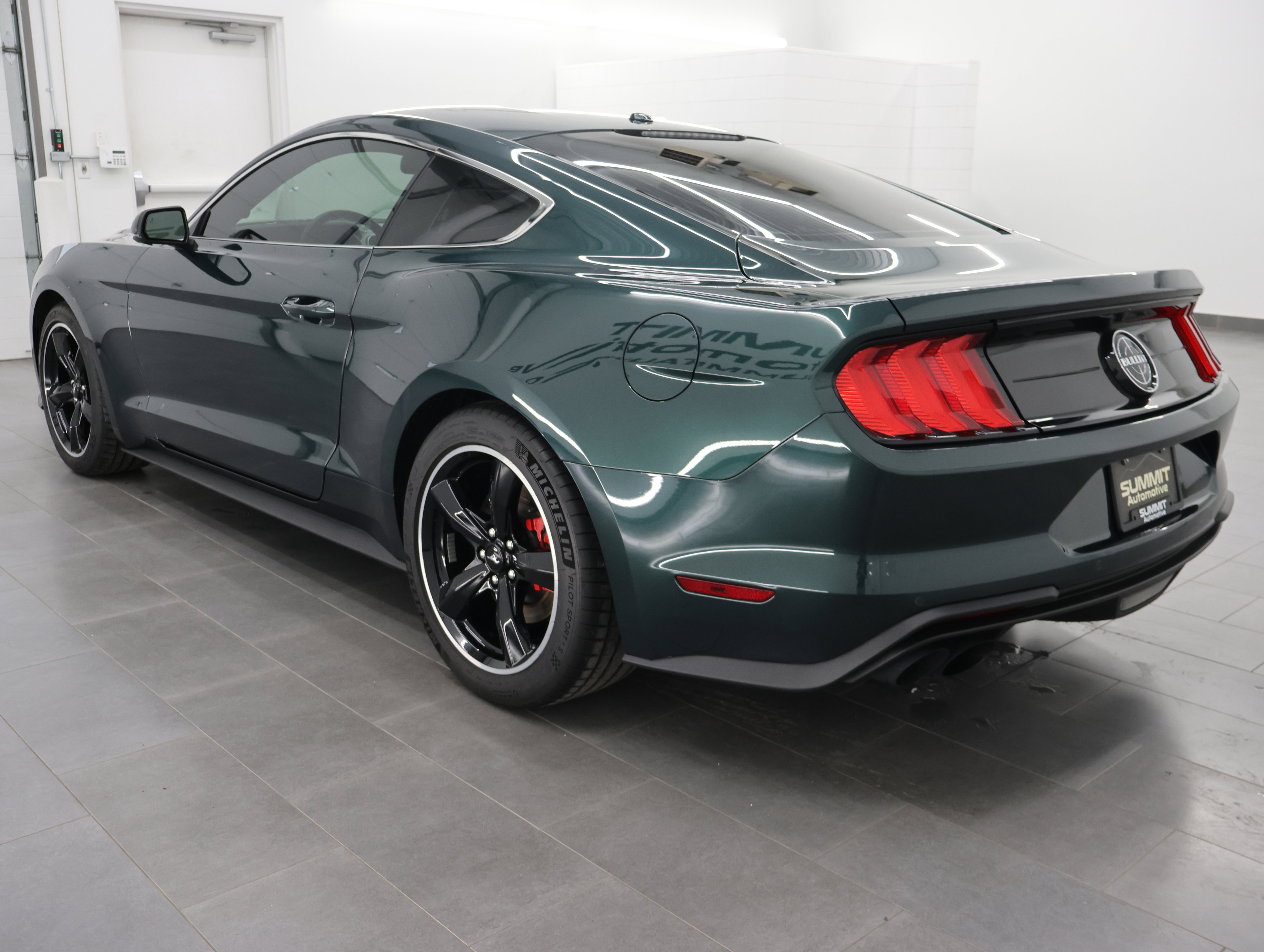 Used 2019 Ford Mustang Bullitt w/ Bullitt Electronics Package RWD image 5