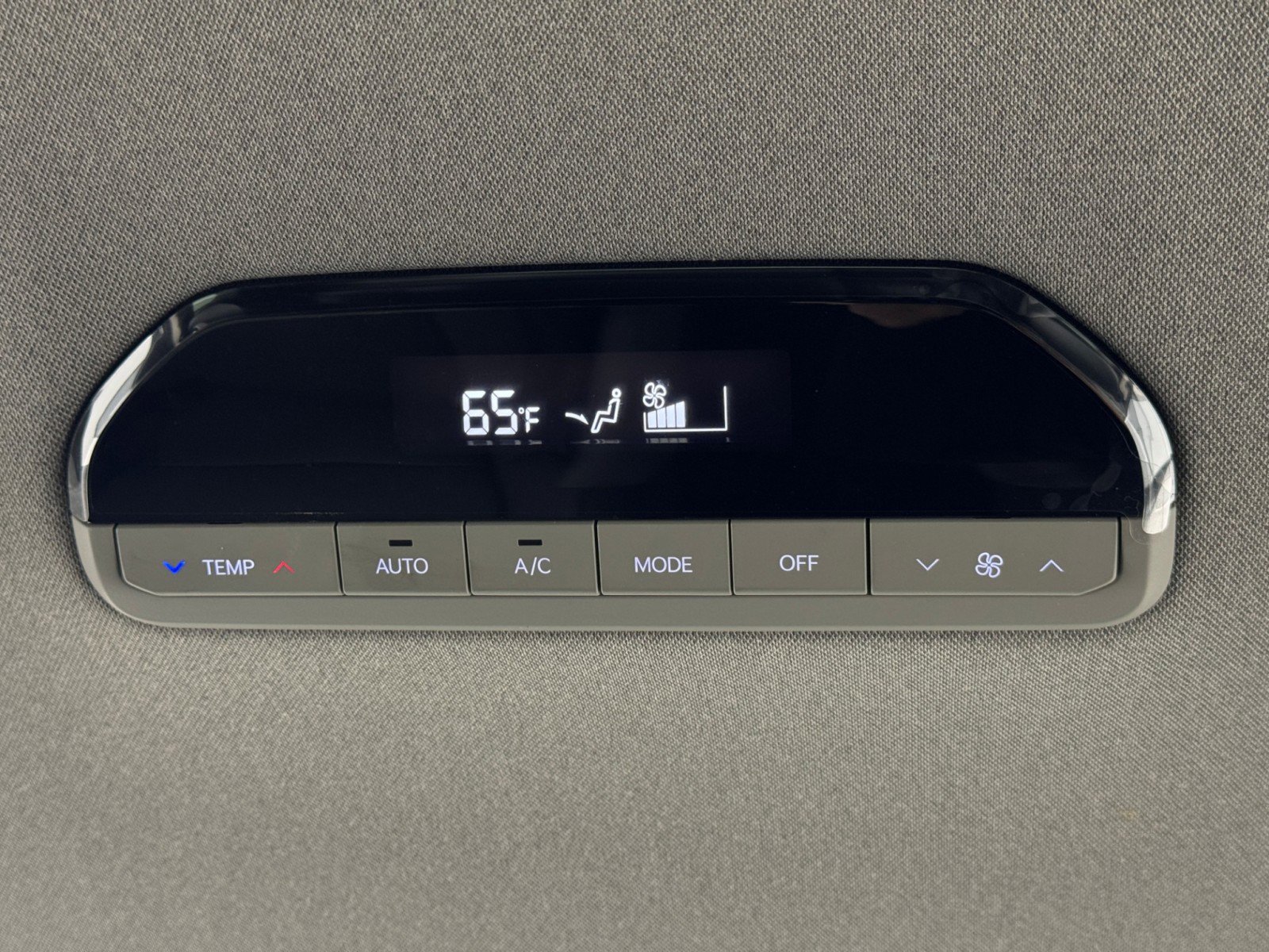 Used 2024 Kia EV9 Light Long Range image 35