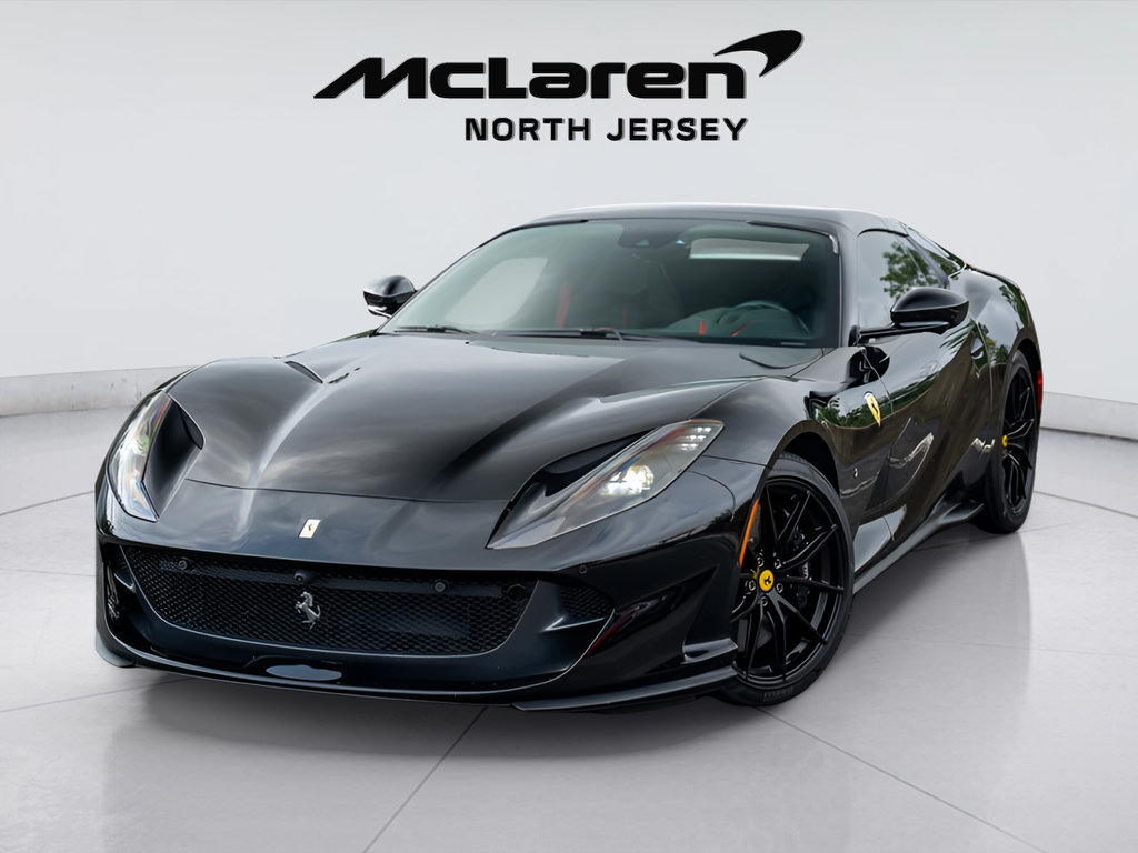 Used 2021 Ferrari 812 GTS RWD image 1