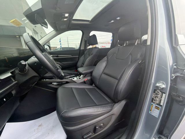 Used 2024 Kia Telluride S w/ S Sunroof Package image 13