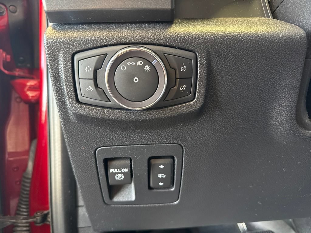 Used 2020 Ford F150 XLT w/ Equipment Group 302A Luxury AWD/4WD image 14