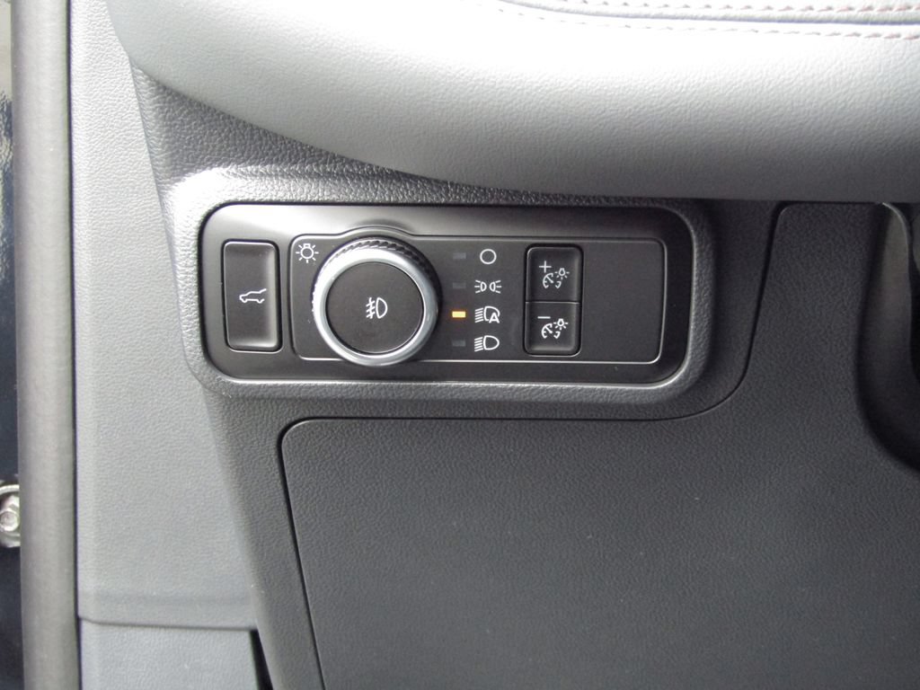 New 2026 Ford Explorer Active w/ Active Comfort Package AWD/4WD image 23