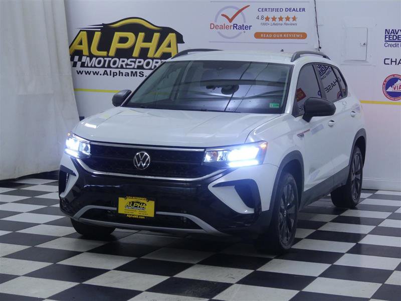 Used 2023 Volkswagen Taos S image 2