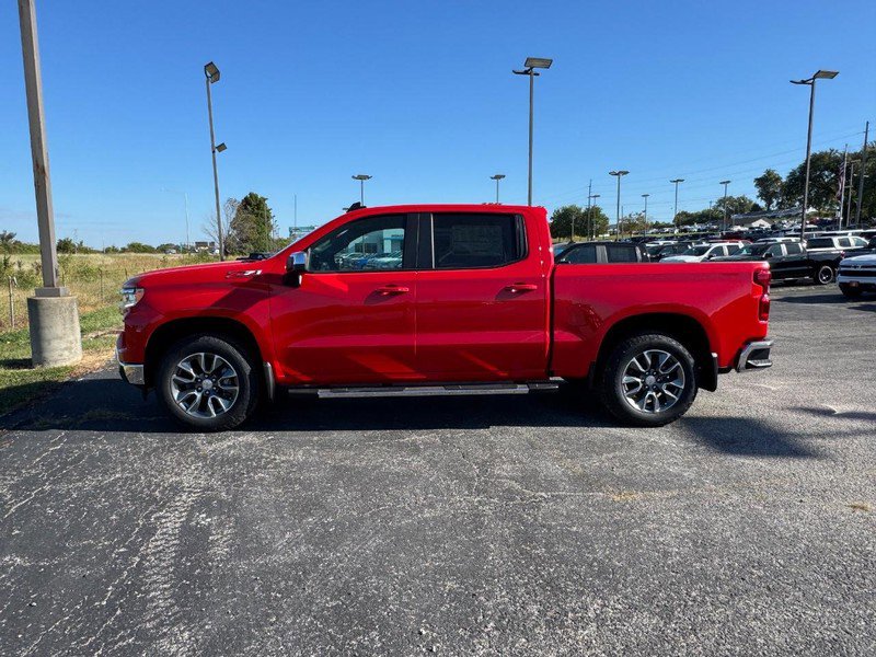 New 2026 Chevrolet Silverado 1500 LT image 2