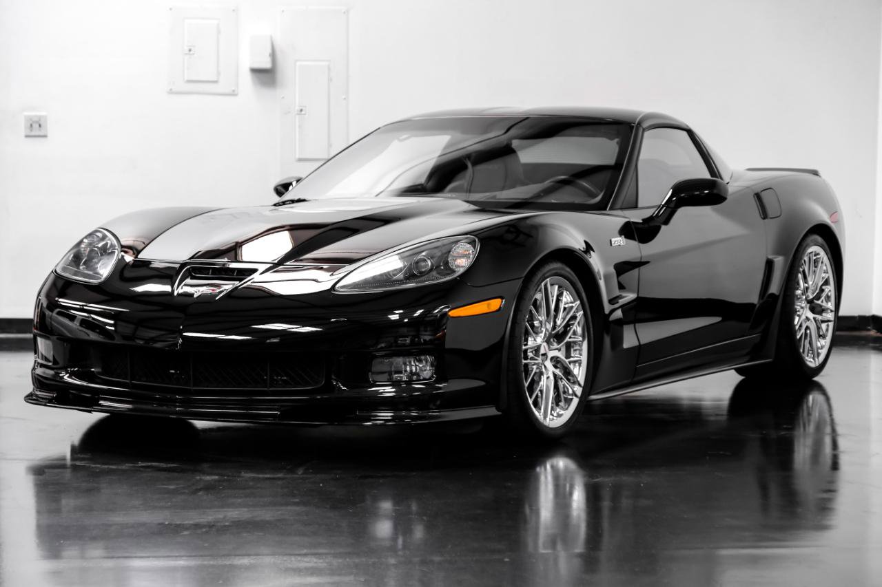 Used 2013 Chevrolet Corvette ZR1 w/ 3ZR Preferred Equipment Group RWD image 8