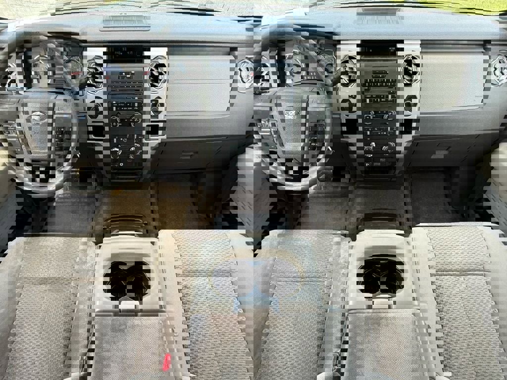 Used 2010 Ford F150 XLT AWD/4WD image 16