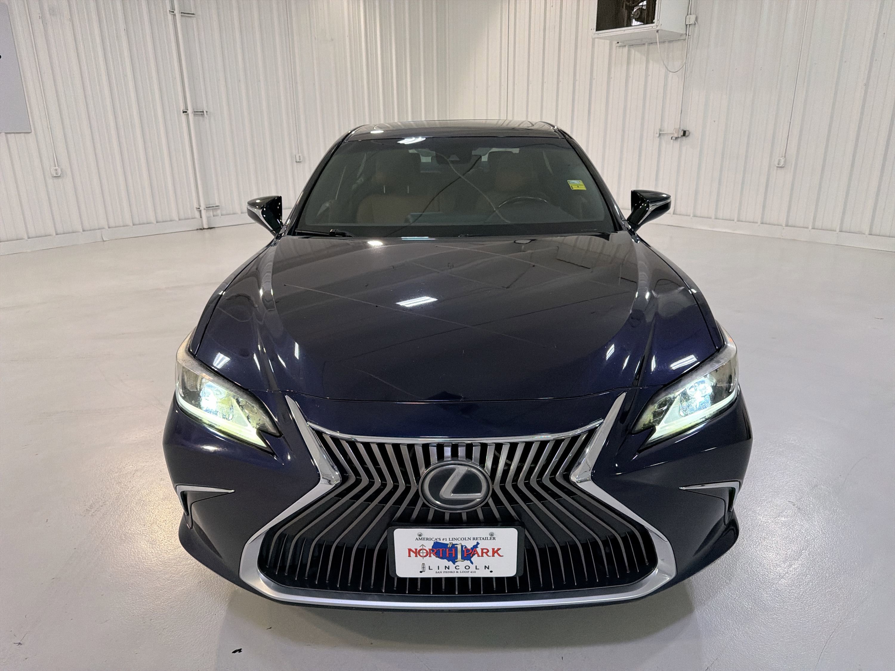 Used 2019 Lexus ES 350 w/ Accessory Package 2 FWD image 31