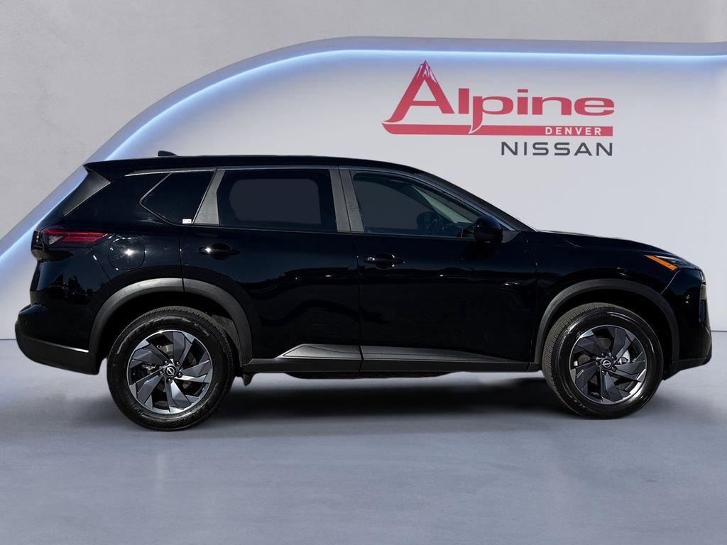 Used 2026 Nissan Rogue SV image 6