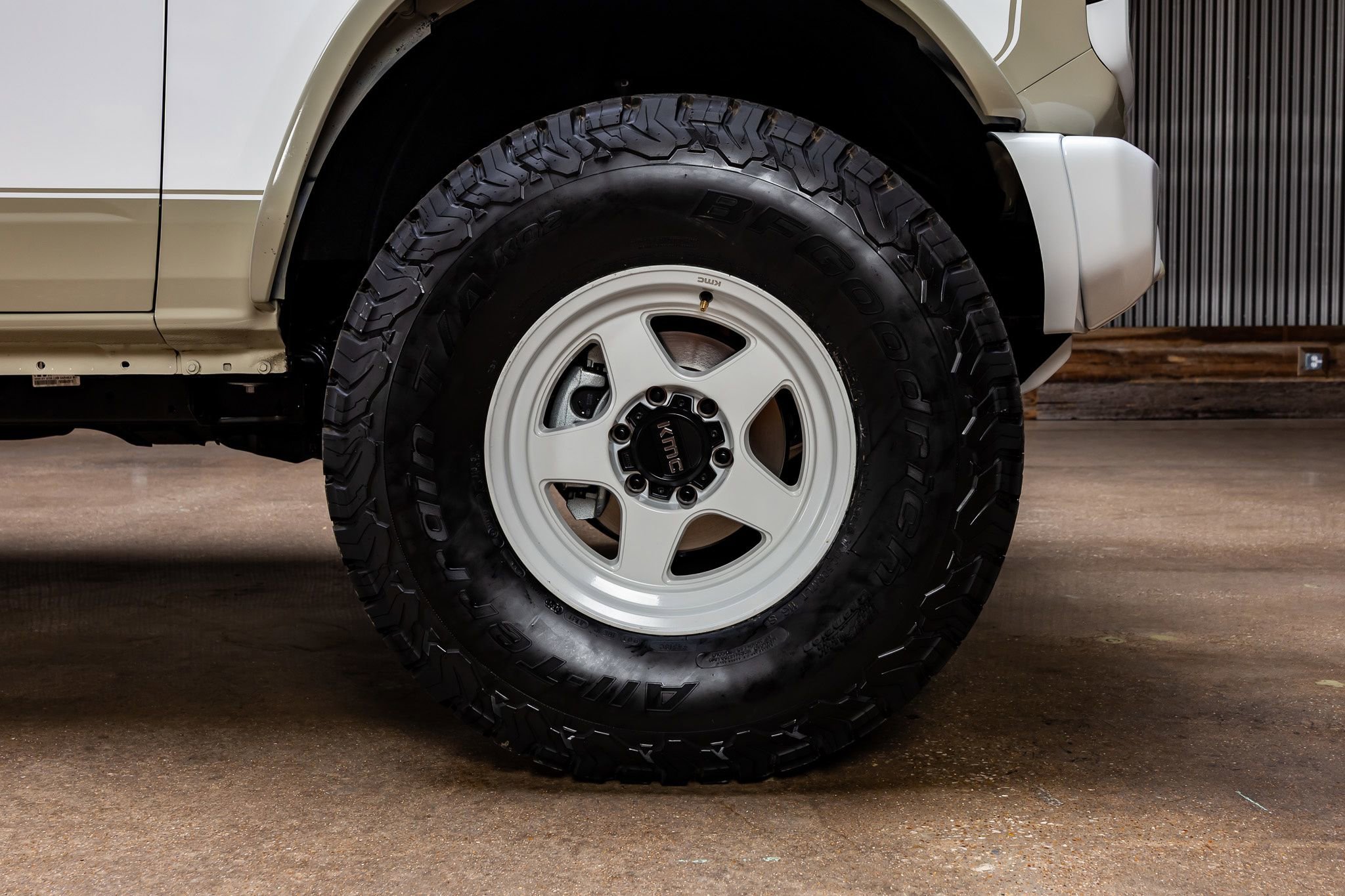 Used 2026 Ford Bronco Heritage Edition AWD/4WD image 12