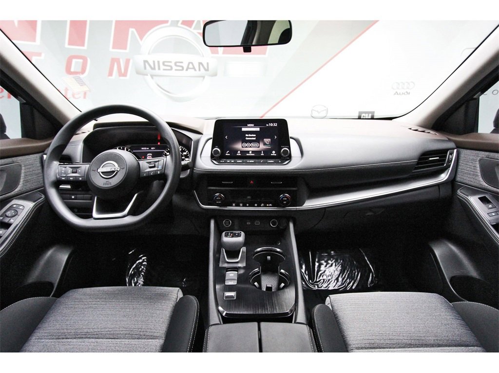 Used 2023 Nissan Rogue SV image 7