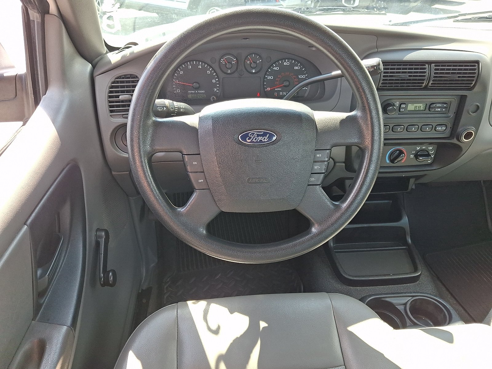 Used 2011 Ford Ranger XL RWD image 10