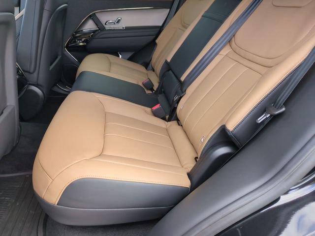 New 2026 Land Rover Range Rover Sport Dynamic SE image 15