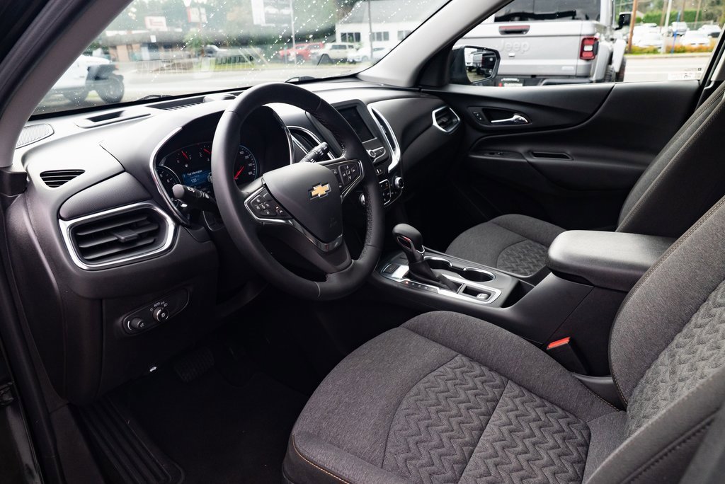 Used 2023 Chevrolet Equinox LT w/ Driver Convenience Package image 20