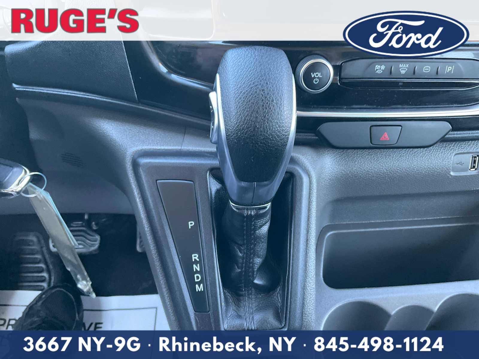 Certified 2024 Ford Transit 350 XLT RWD image 26