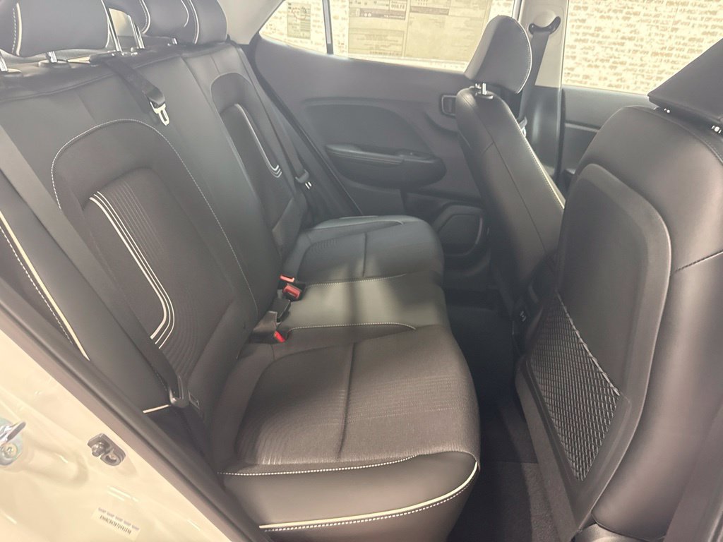 New 2026 Hyundai Venue SEL FWD image 11