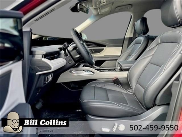 New 2024 Lincoln Nautilus Premier image 9