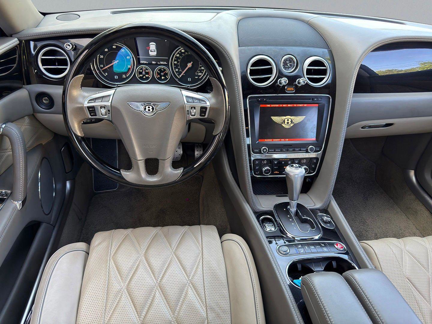 Used 2016 Bentley Flying Spur W12 image 33