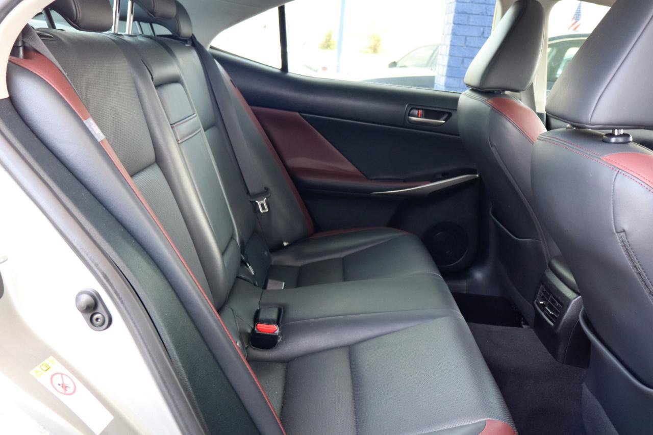 Used 2018 Lexus IS 300 w/ Premium Package RWD image 17