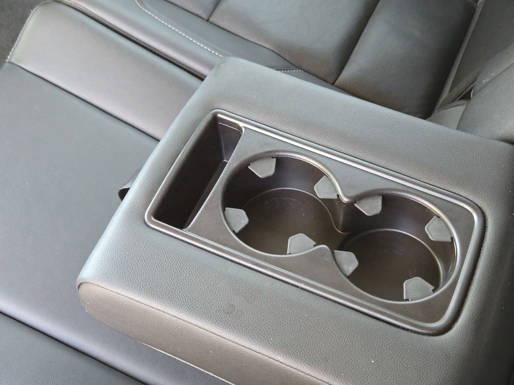 Used 2016 GMC Yukon SLT w/ Open Road Package image 37