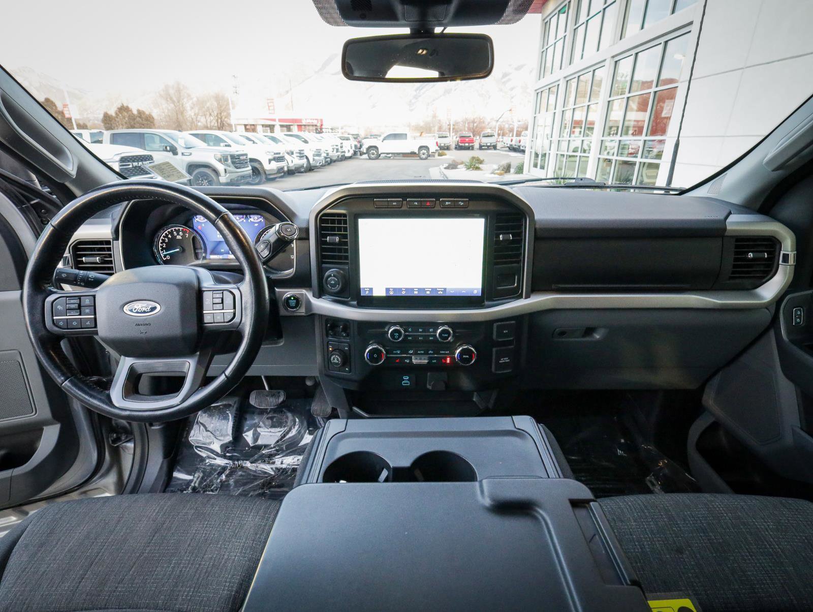 Used 2022 Ford F150 XLT w/ Equipment Group 302A High image 16