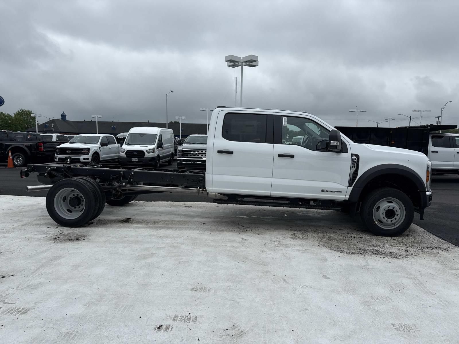 New 2026 Ford F450 XL RWD image 2