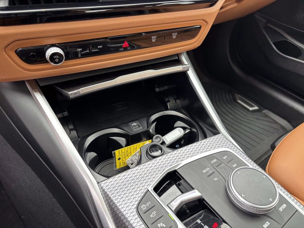 Used 2025 BMW 330i xDrive Sedan w/ Premium Package image 22