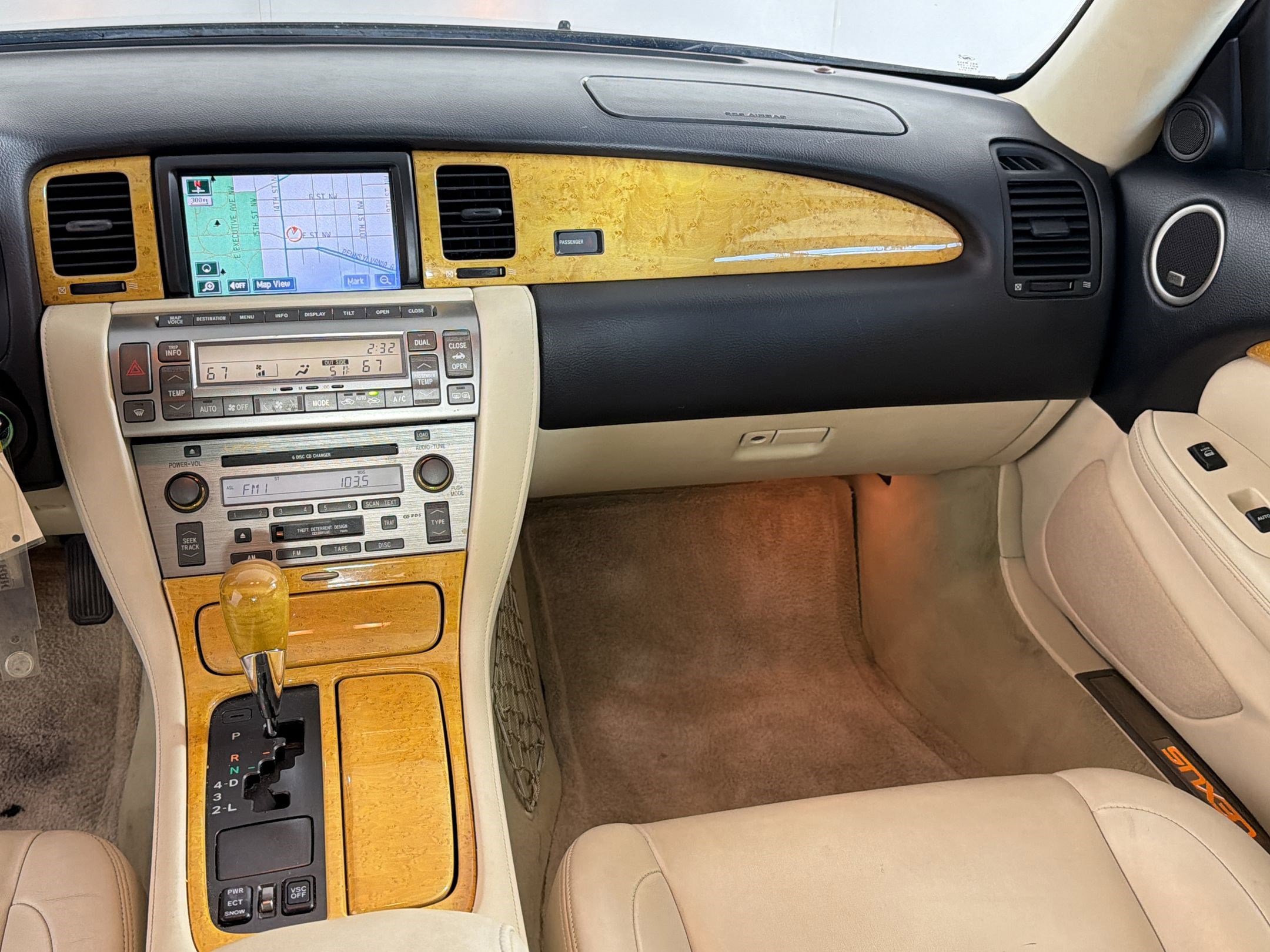 Used 2005 Lexus SC 430 Convertible RWD image 26