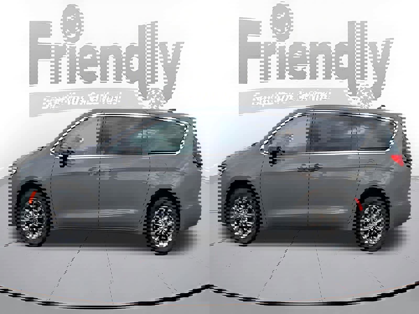 Used 2023 Chrysler Pacifica Touring-L image 9