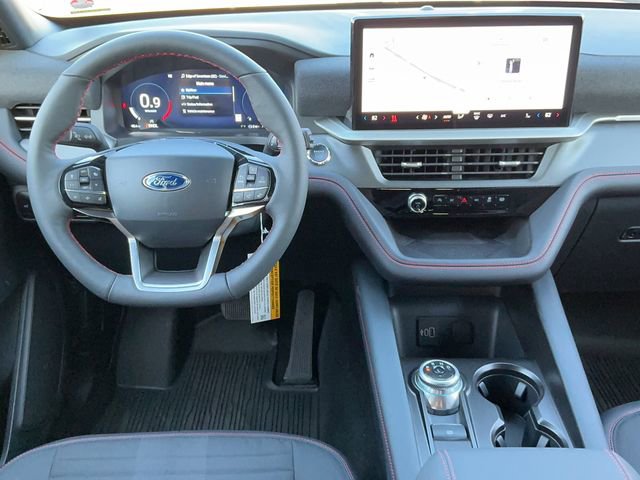 New 2026 Ford Explorer ST-Line w/ ST-Line Street Pack image 13