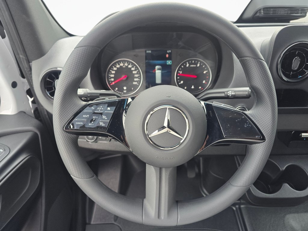 New 2026 Mercedes-Benz Sprinter 2500 image 27