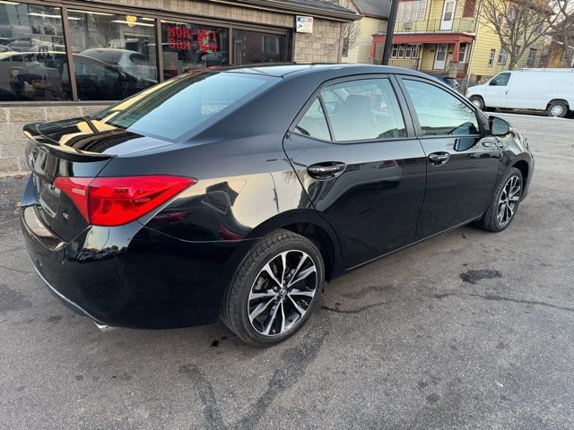 Used 2018 Toyota Corolla SE image 6