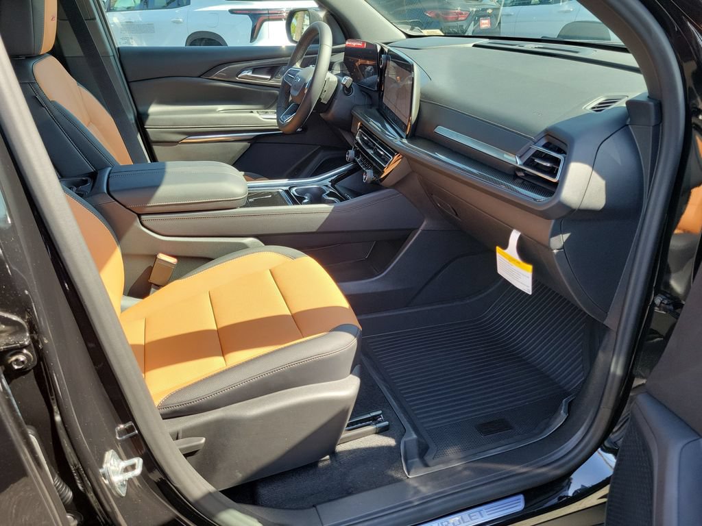 New 2027 Chevrolet Traverse Z71 w/ Driver Confidence Package AWD/4WD image 15
