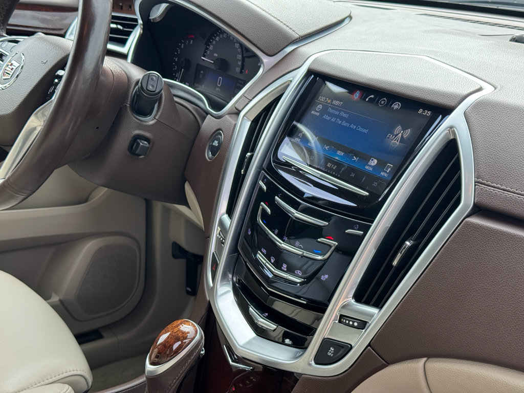 Used 2015 Cadillac SRX Luxury w/ Driver Awareness Package FWD image 13