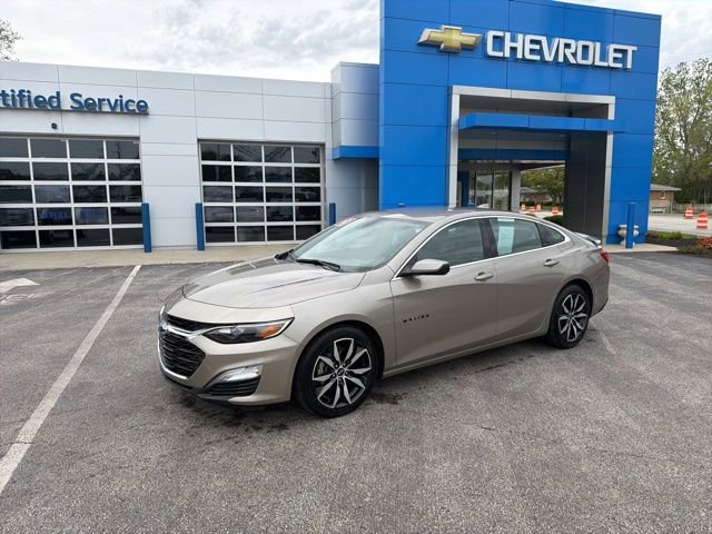 Used 2023 Chevrolet Malibu RS w/ LPO, Floor Liner Package FWD image 3