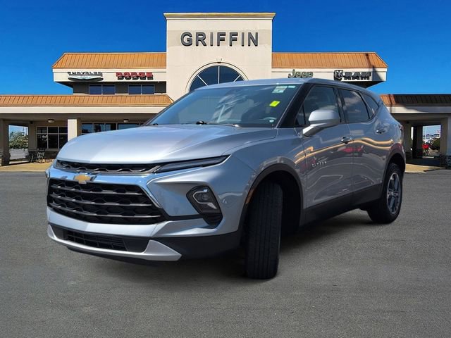 Used 2023 Chevrolet Blazer LT w/ LPO, Floor Liner Package FWD image 11
