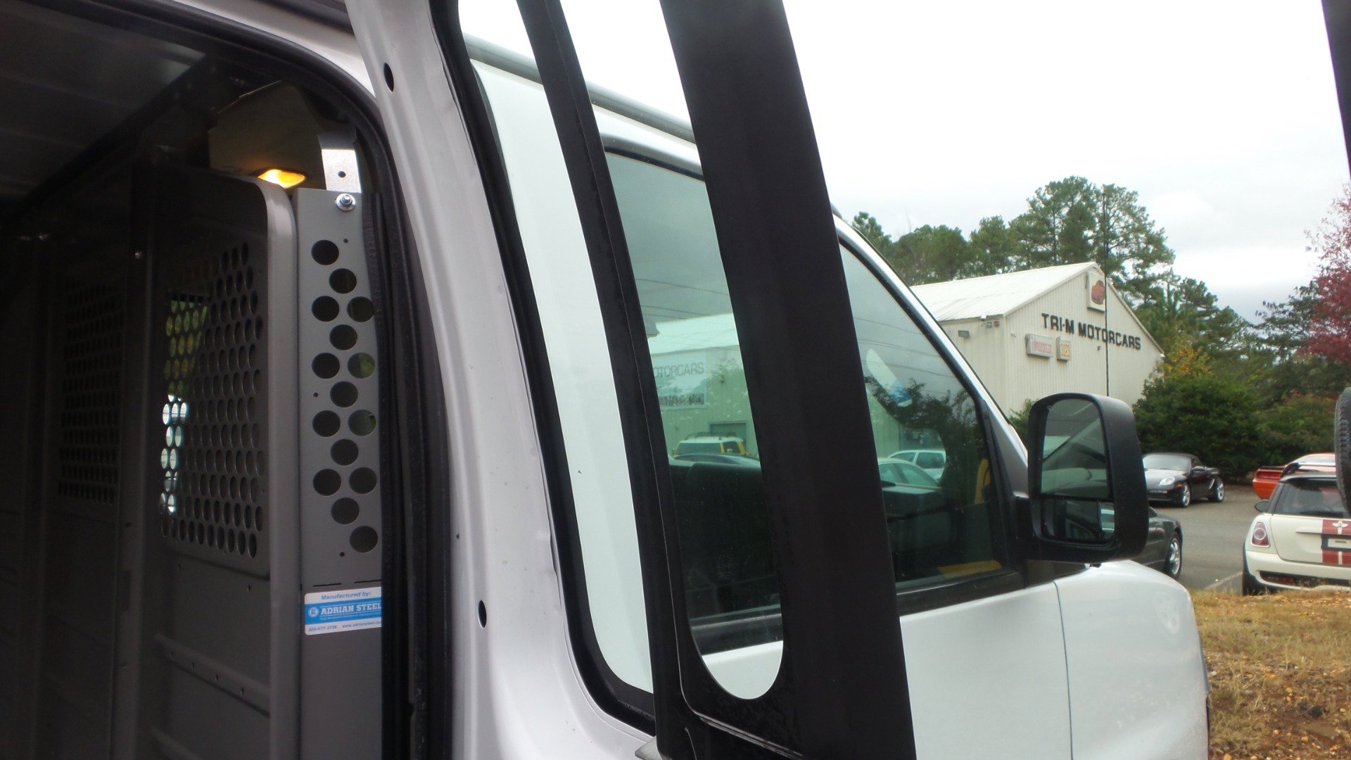 Used 2019 Chevrolet Express 2500 w/ Driver Convenience Package image 25