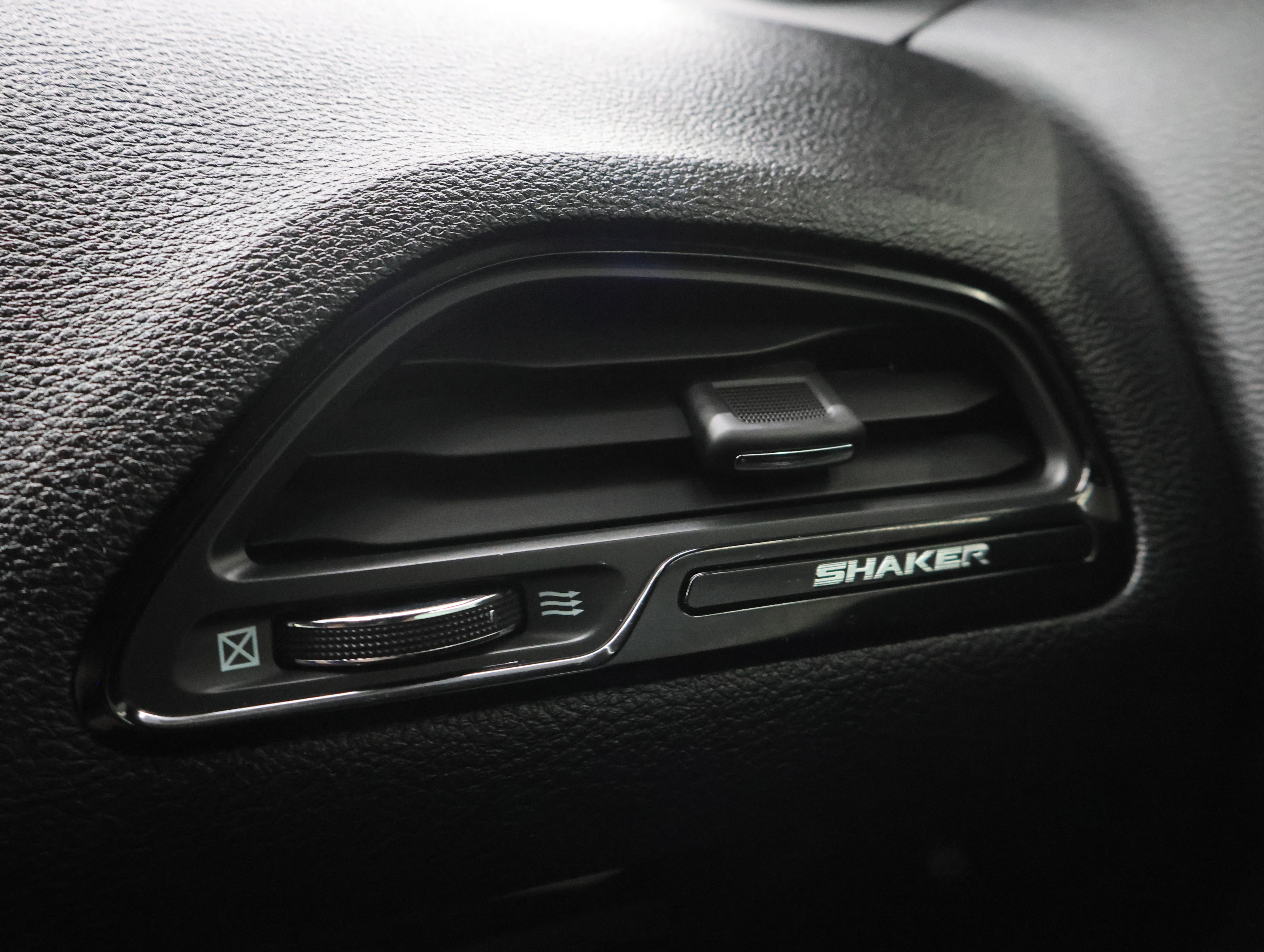 Used 2017 Dodge Challenger R/T Scat Pack RWD image 70