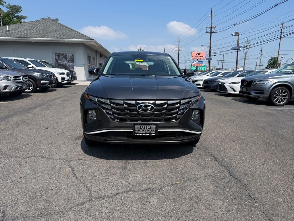 Used 2023 Hyundai Tucson SE AWD/4WD image 3