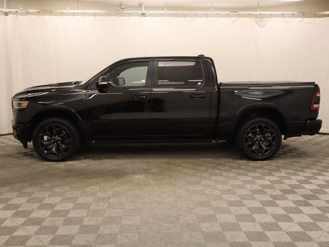 Used 2020 RAM 1500 Limited w/ Black Appearance Package AWD/4WD image 4