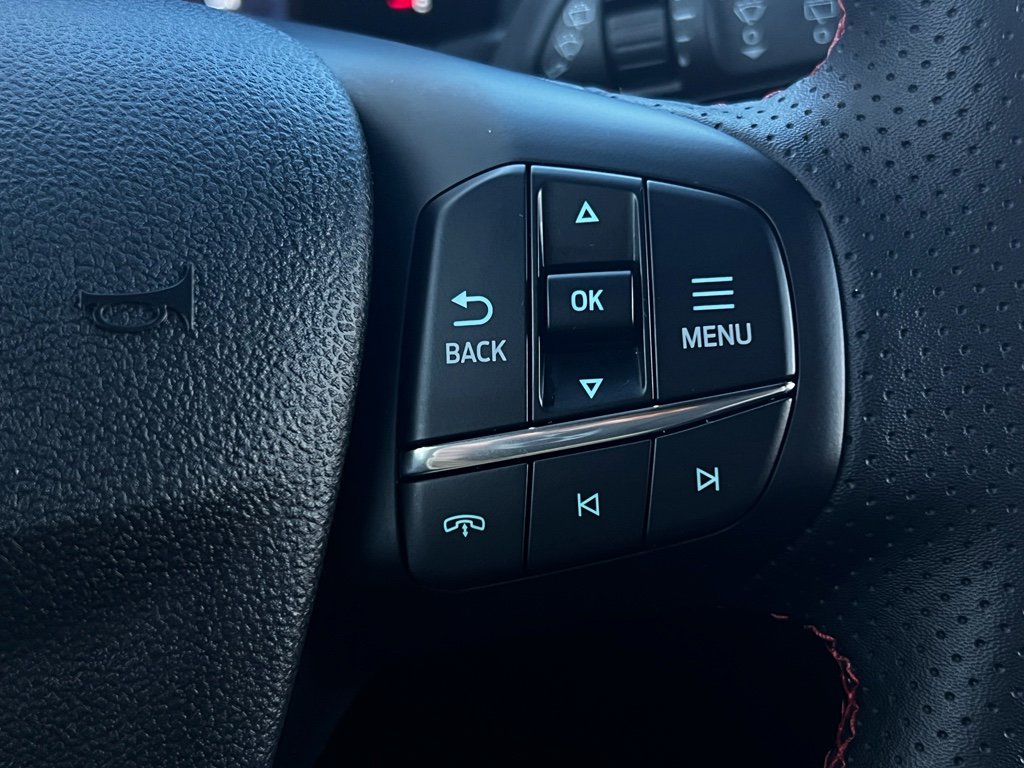 Used 2025 Ford Escape ST-Line w/ Equipment Group 301A image 23