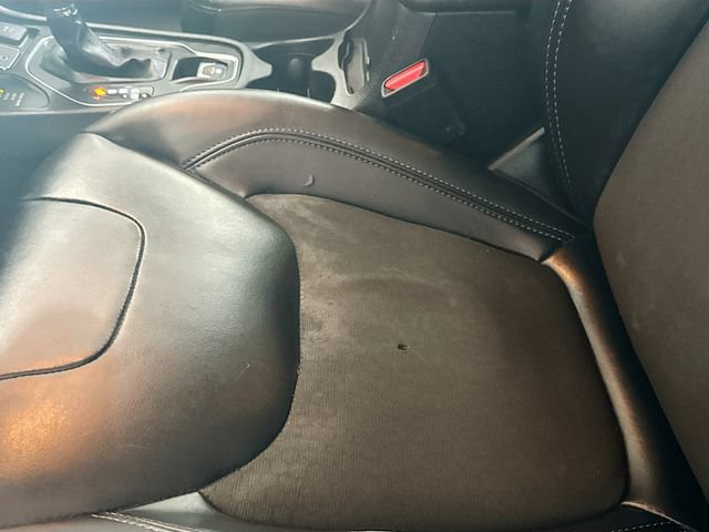 Used 2020 Jeep Cherokee Latitude Plus w/ Cold Weather Group AWD/4WD image 19