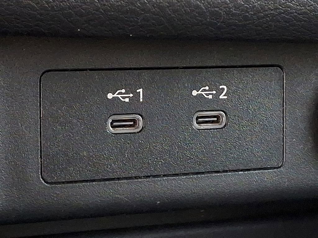 Used 2024 Nissan Rogue S image 25