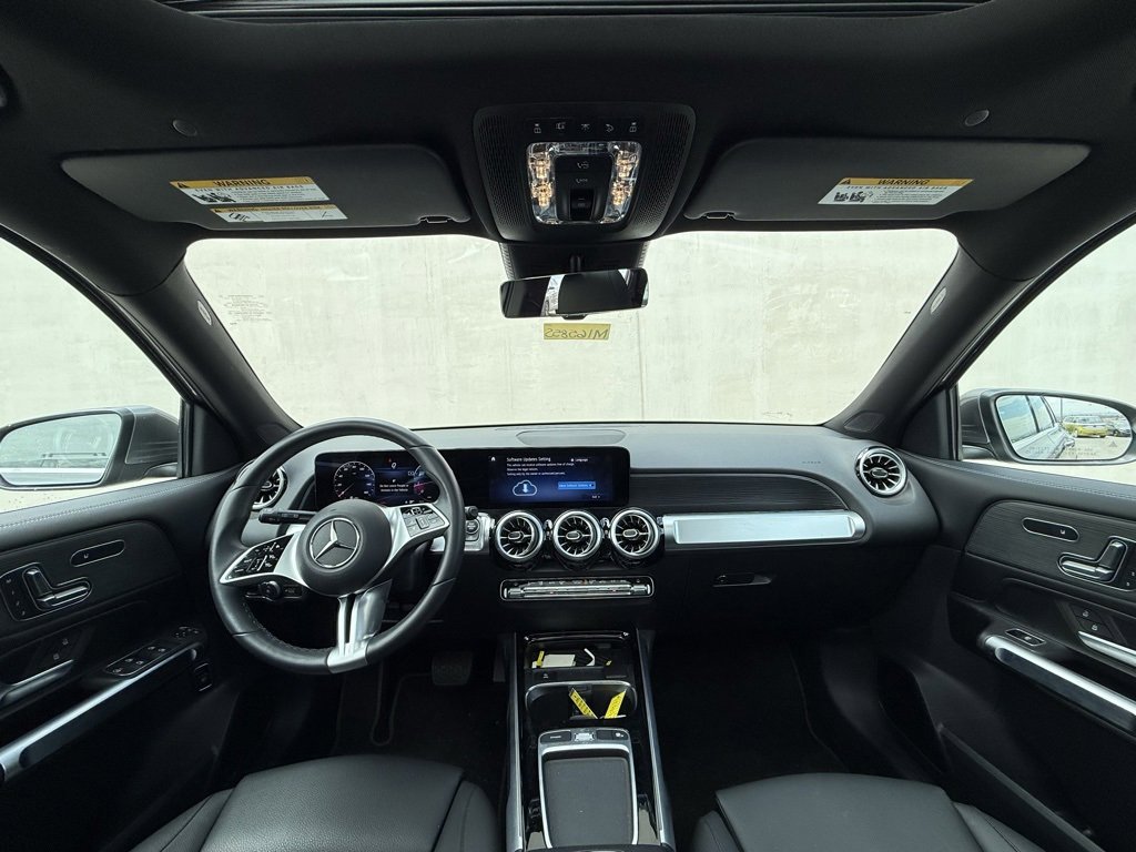 Used 2024 Mercedes-Benz GLB 250 image 6
