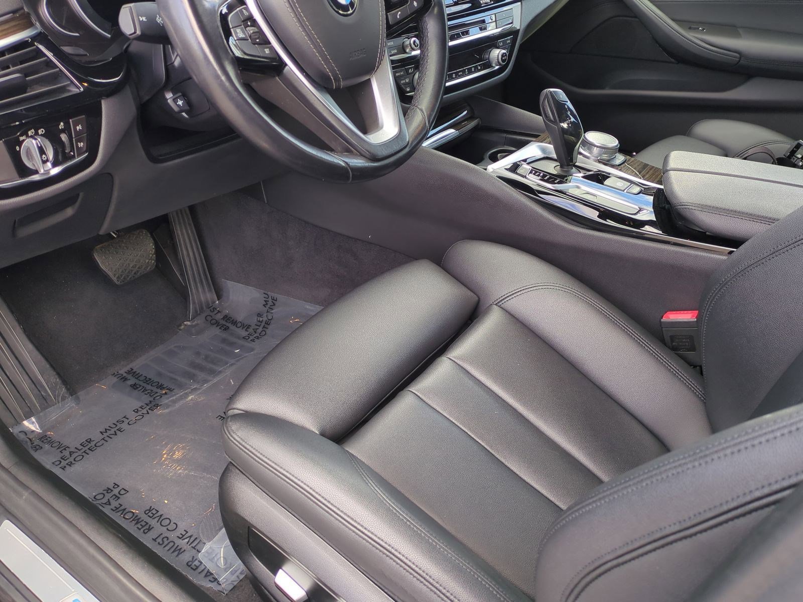 Used 2019 BMW 530e image 17