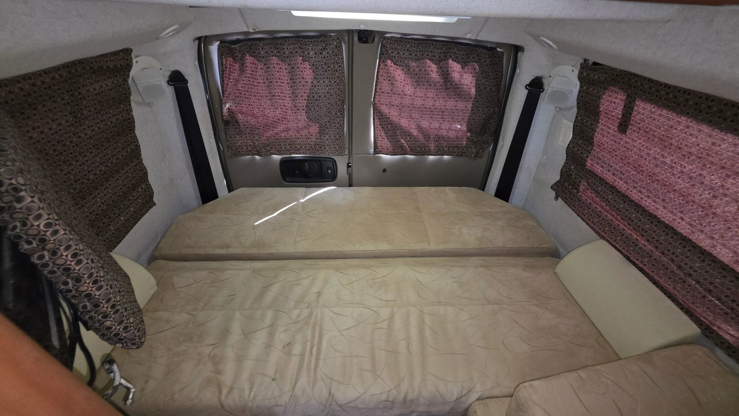 Used 2012 Chevrolet Express 2500 w/ Power Package image 19